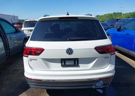 2020 Volkswagen Tiguan 2.0T Se/2.0T Se R-Line Black/2.0T Sel z USA, uszkodzony, nr VIN 3VV2B7AX5LM062536